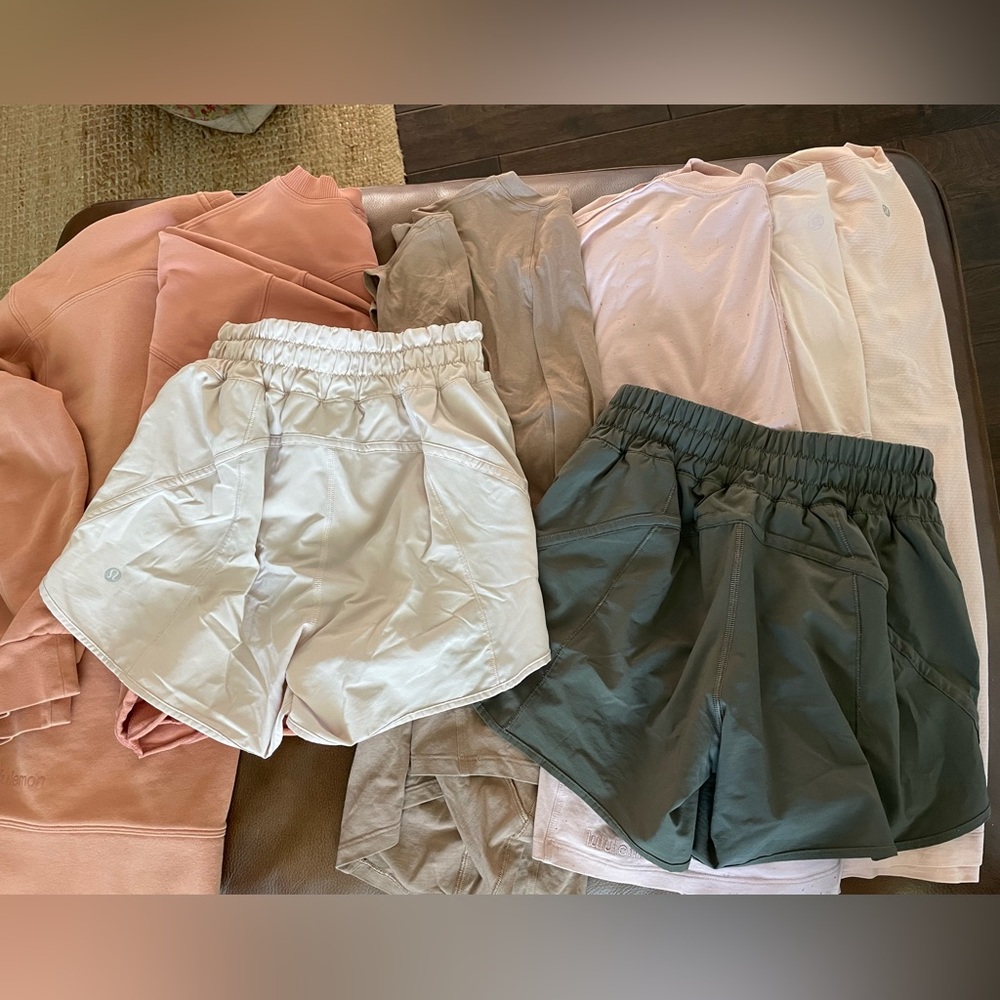 Lululemon Lot 8 pieces Track That shorts Swiftly Sweatshirt Back in Action Shirt